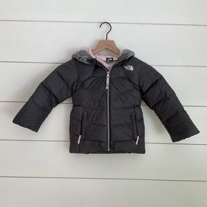 The North Face Girl’s Water Repellent Polar Graphite Gray/ Pink Jacket size 4T